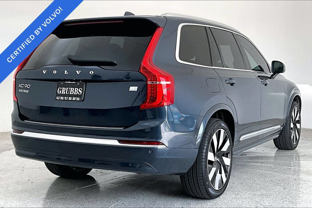 Used 2024 Volvo XC90 T8 Ultimate w/ Protection Package Premier AWD/4WD image 2
