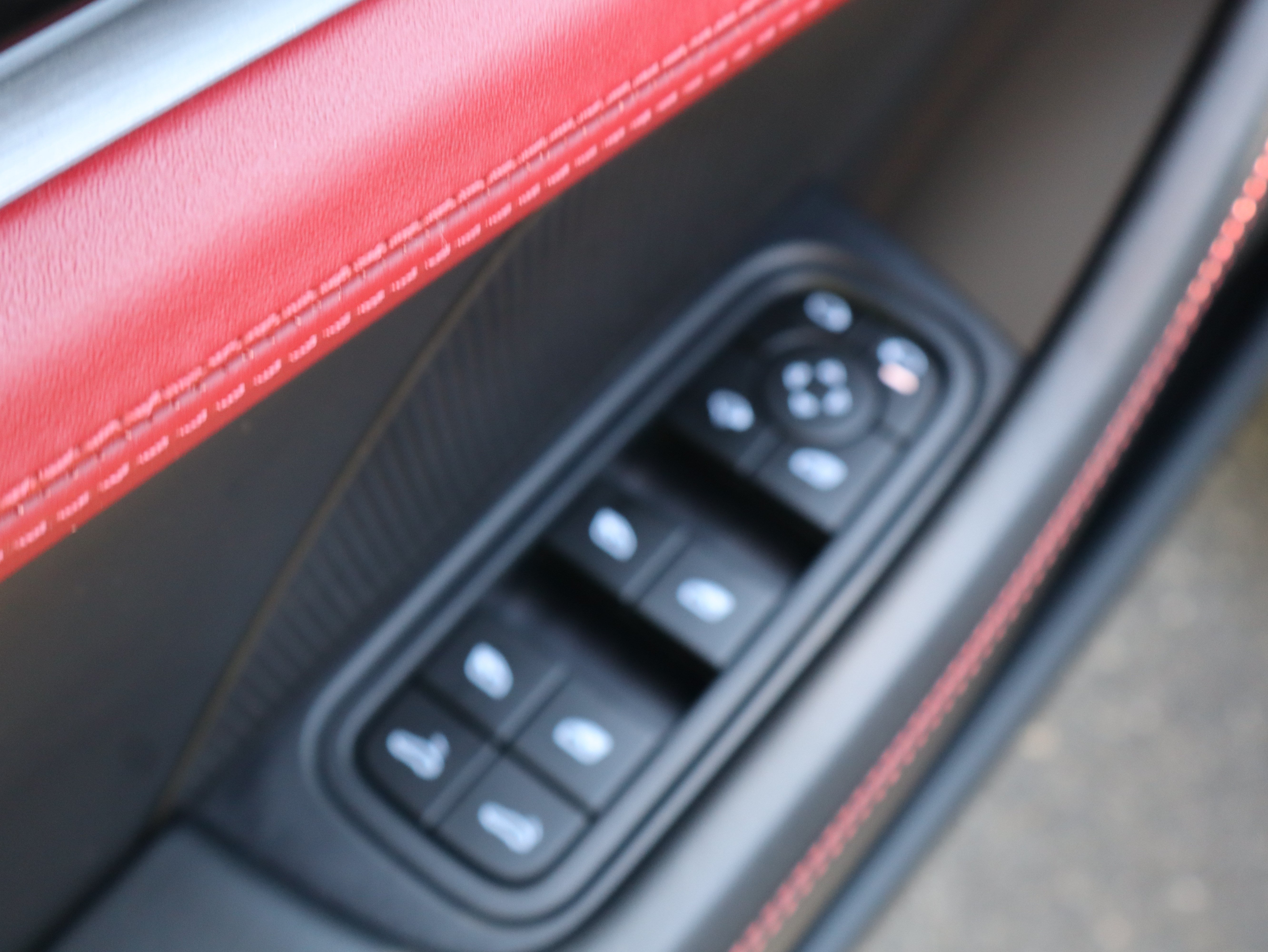 Used 2024 Porsche Panamera 4 AWD/4WD image 19