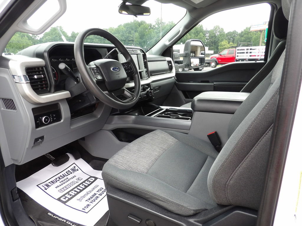 Used 2024 Ford F250 XLT w/ FX4 Off-Road Package AWD/4WD image 16