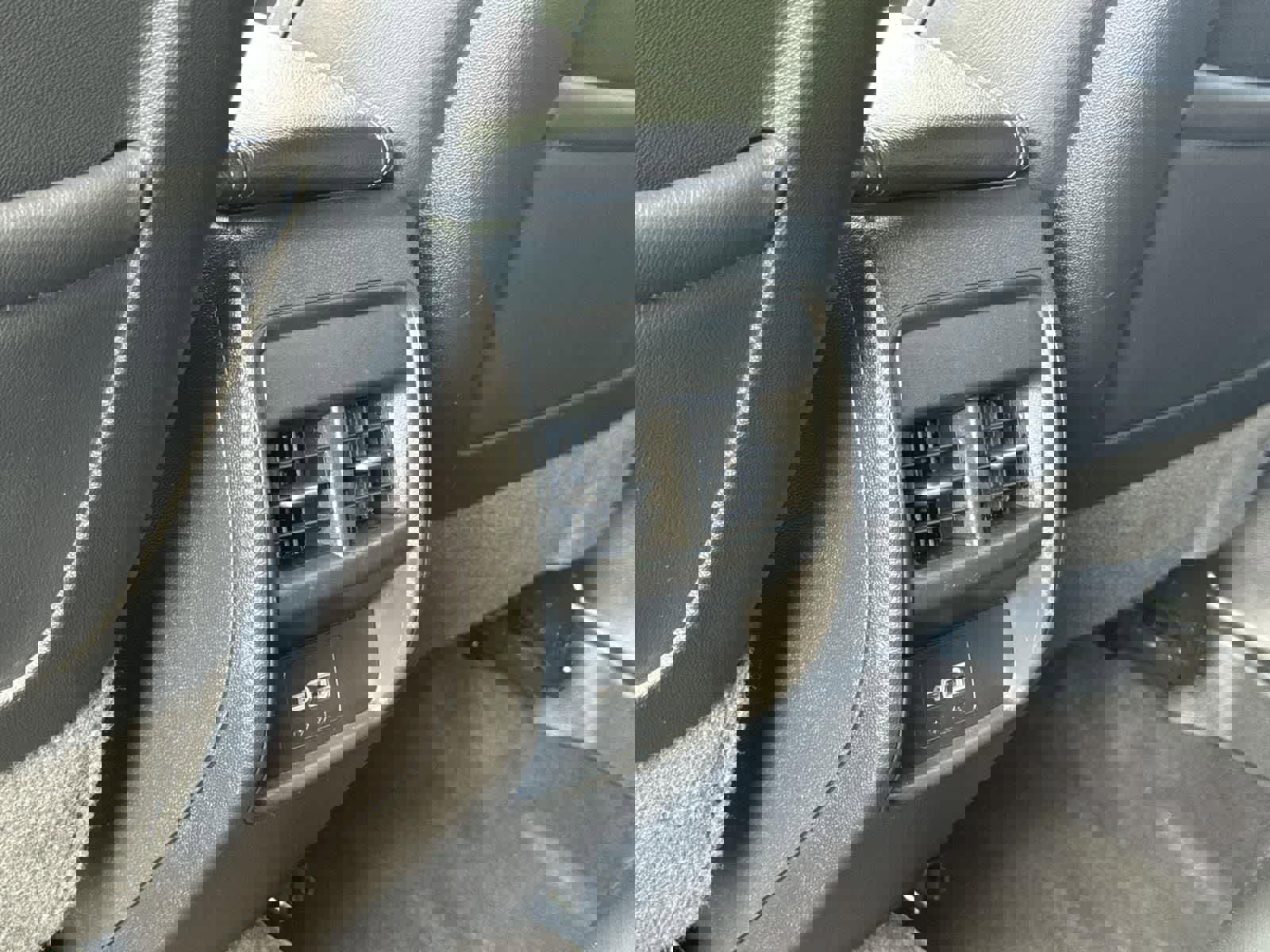 Used 2024 Cadillac XT4 Premium Luxury image 26