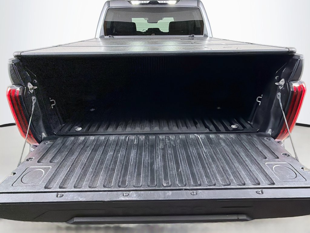 Used 2024 Toyota Tundra Limited AWD/4WD image 22