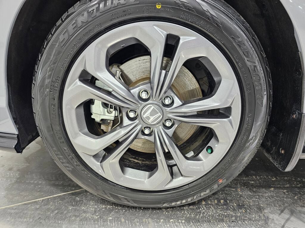 Certified 2024 Honda Accord EX-L image 9
