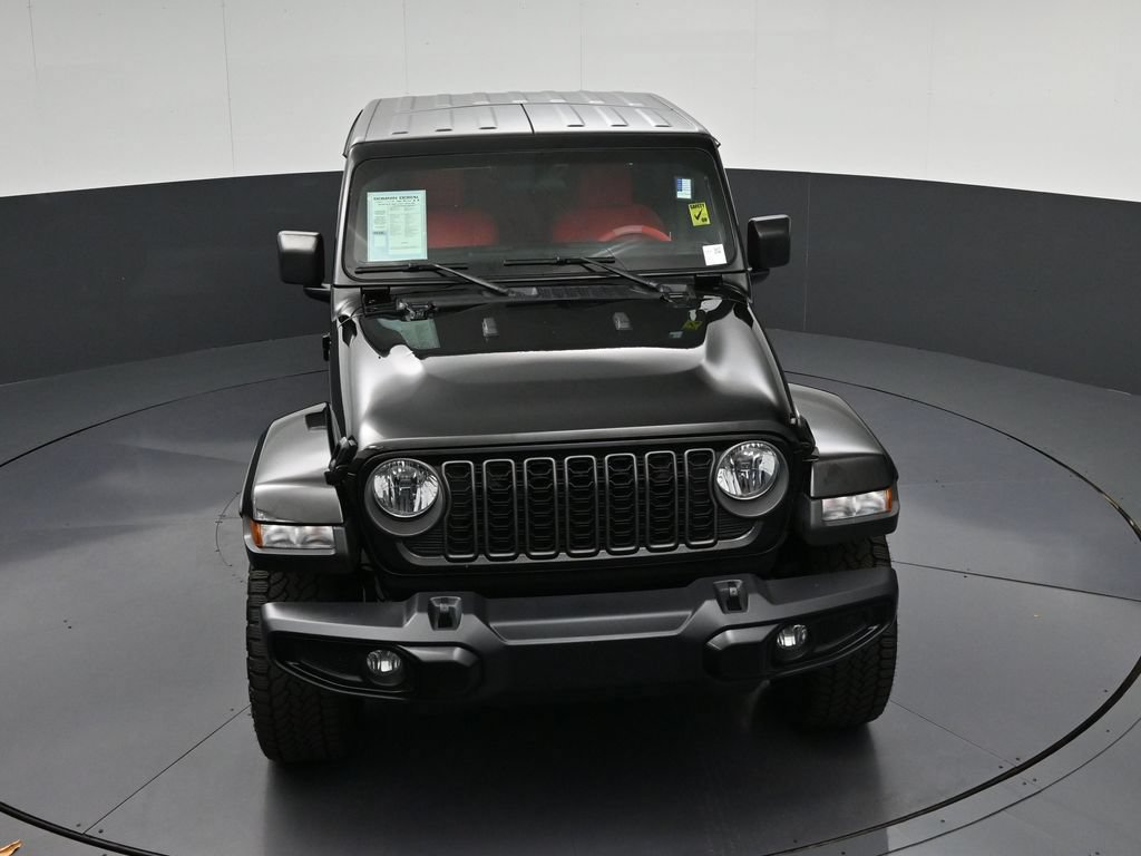 Used 2025 Jeep Gladiator Sport AWD/4WD image 21