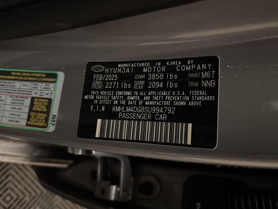 Certified 2025 Hyundai Elantra Sport image 13