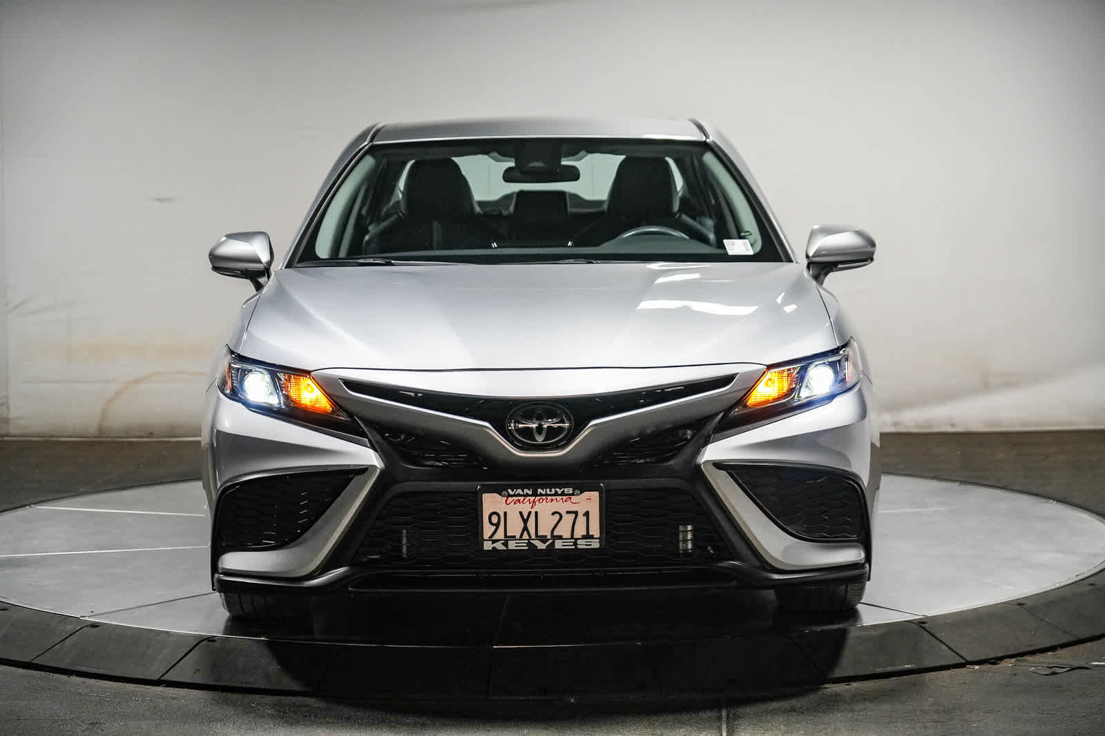 Certified 2024 Toyota Camry SE FWD image 9