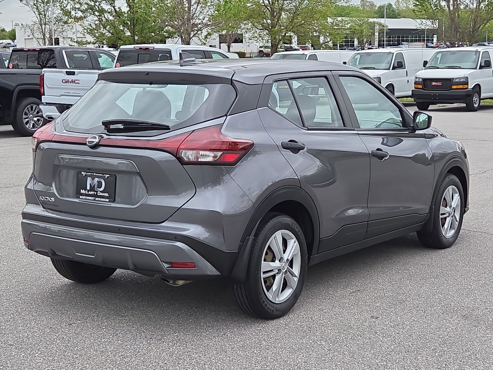 Used 2023 Nissan Kicks S image 5