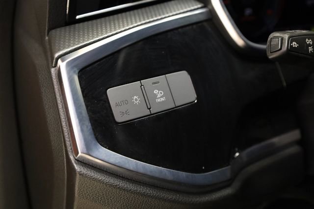 Used 2024 Audi Q3 2.0T Premium Plus image 14