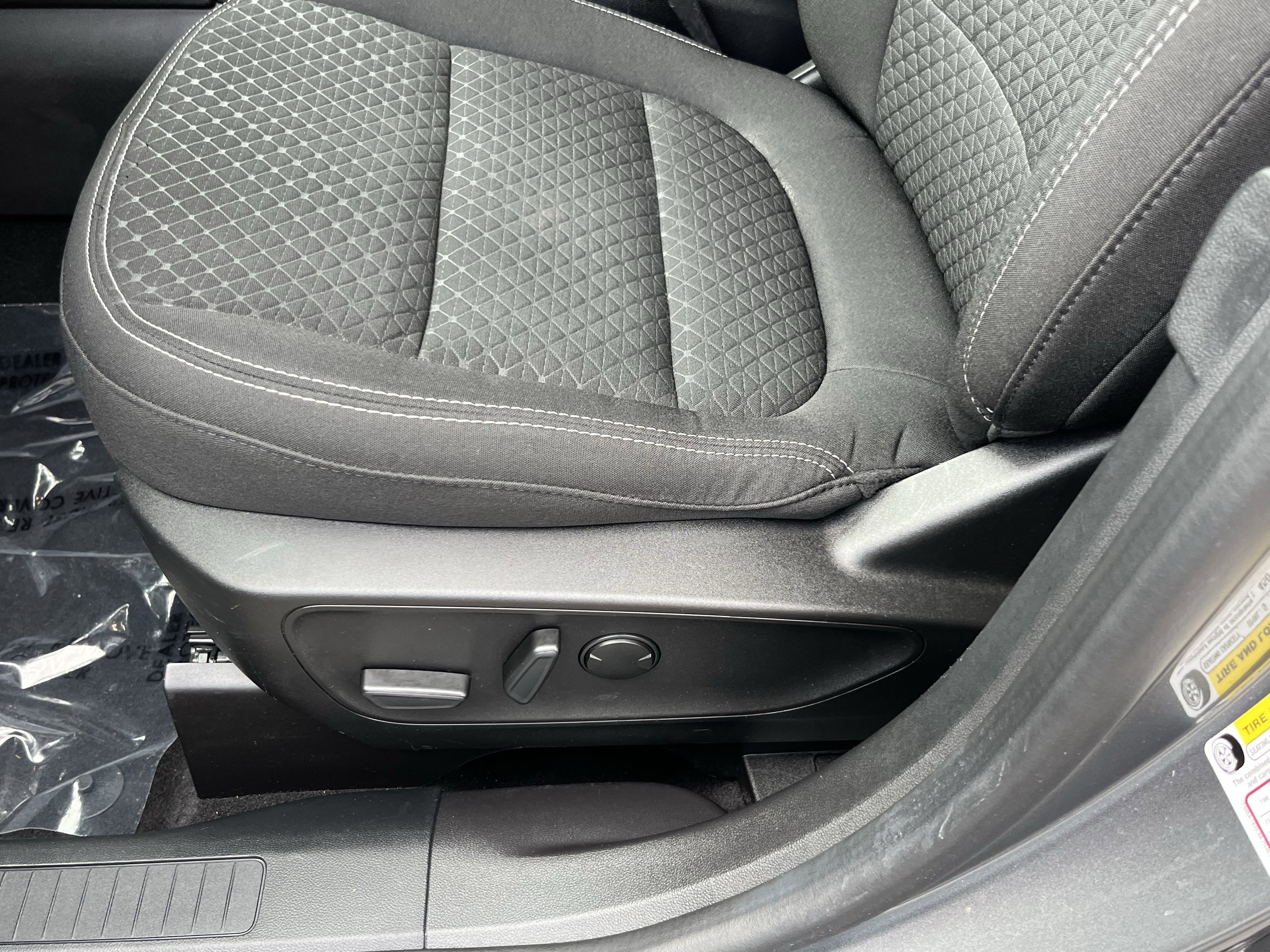 Used 2023 Ford Escape Active image 16