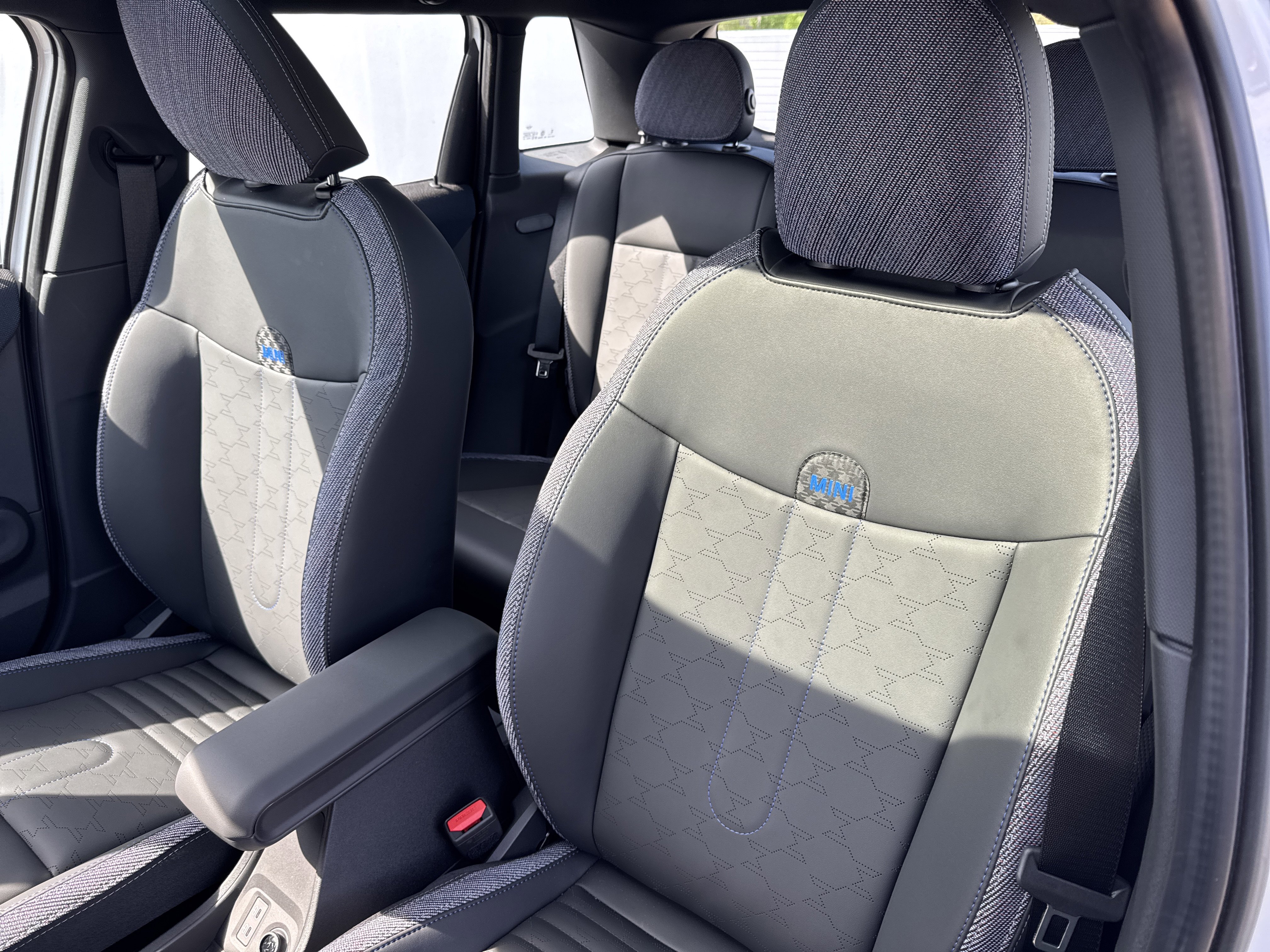 New 2026 MINI Cooper S image 25