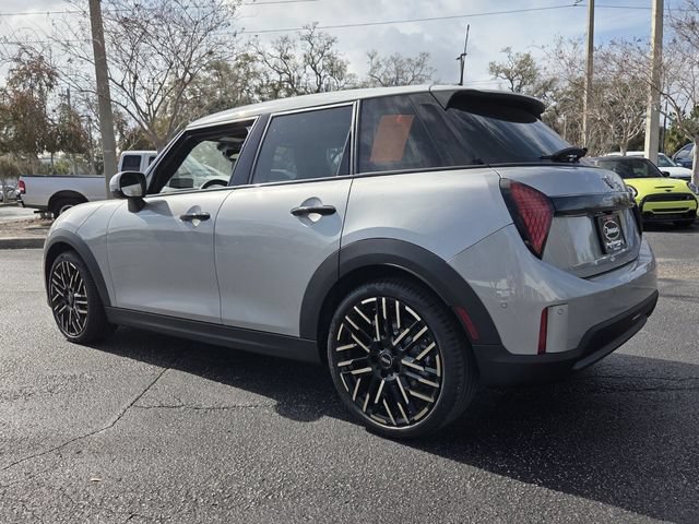 New 2026 MINI Cooper 4-Door Hardtop FWD image 5