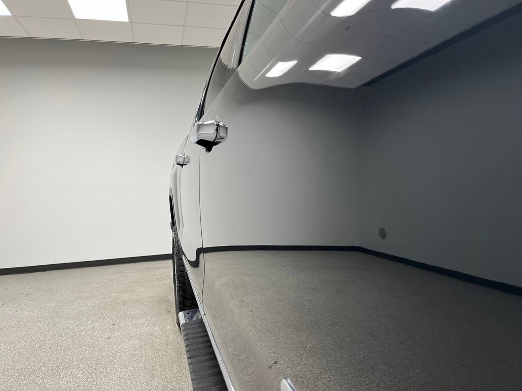 Used 2018 GMC Sierra 1500 SLT AWD/4WD image 12