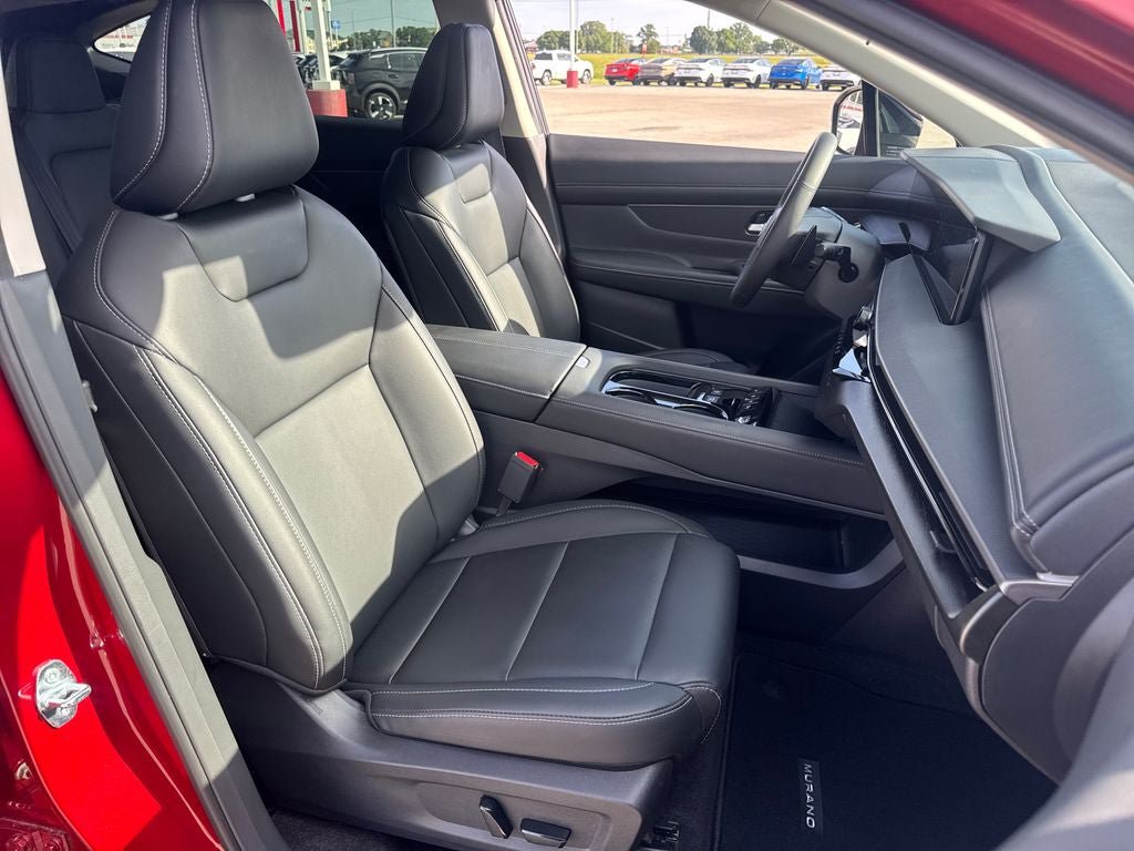 Used 2025 Nissan Murano SV FWD image 10