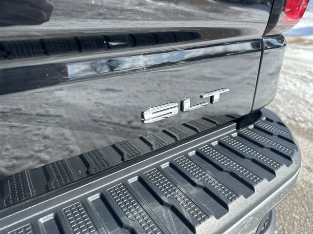 Used 2022 GMC Sierra 1500 SLT w/ SLT Premium Package AWD/4WD image 16