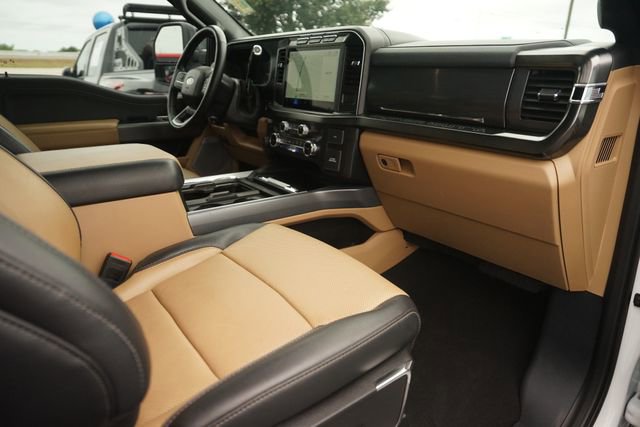 Used 2024 Ford F250 Lariat w/ FX4 Off-Road Package AWD/4WD image 17