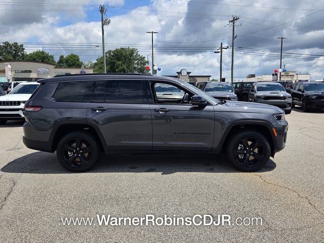 New 2026 Jeep Grand Cherokee L Limited w/ Limited Altitude Package RWD image 14