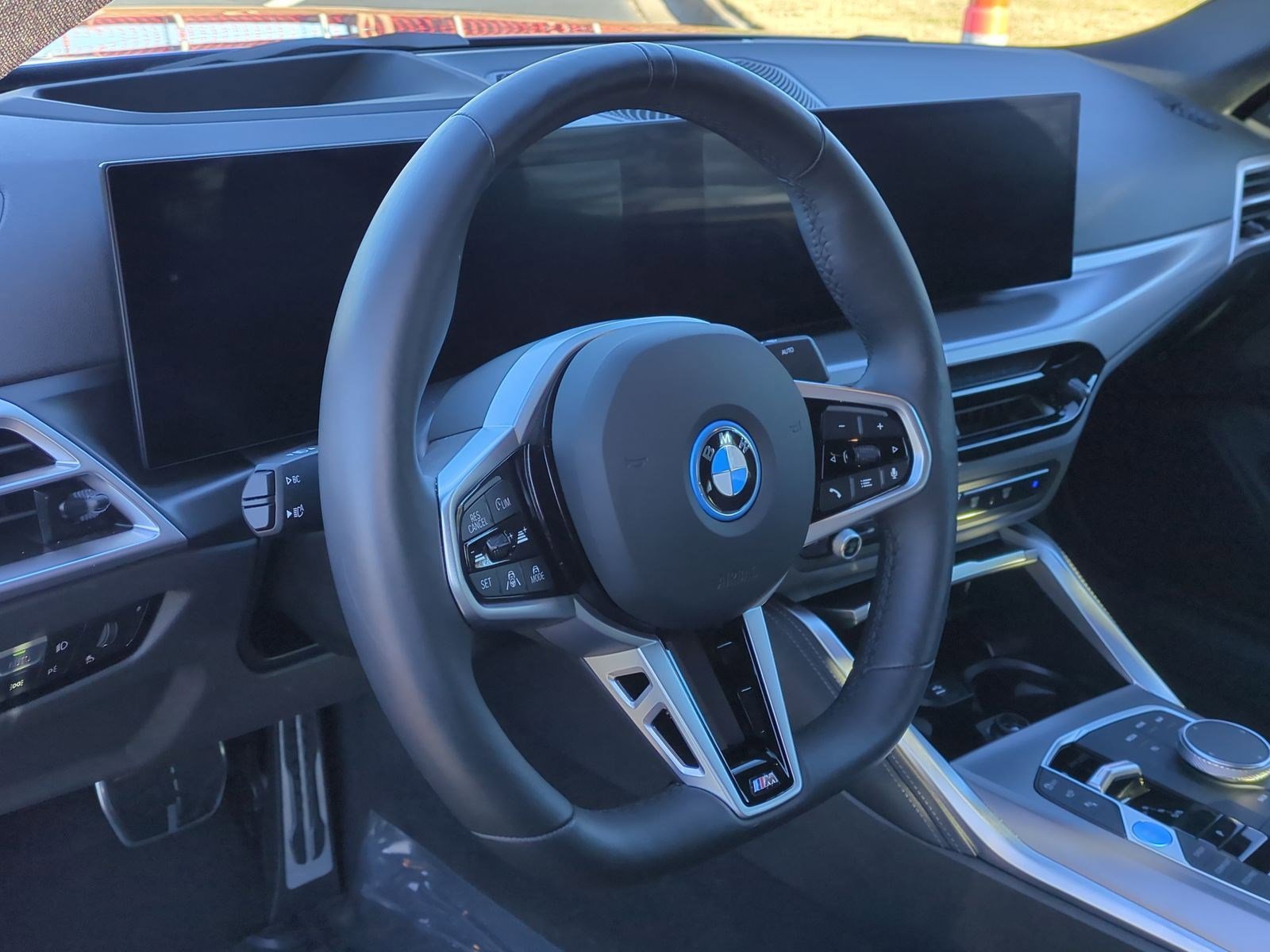 Certified 2025 BMW i4 xDrive40i w/ M Sport Package image 17