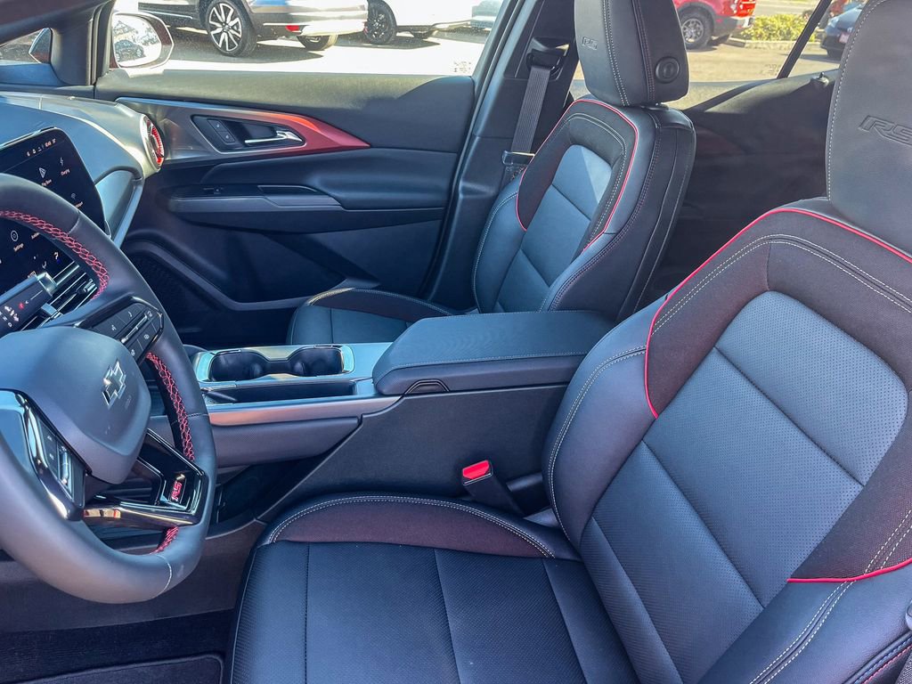 New 2026 Chevrolet Equinox EV RS image 16