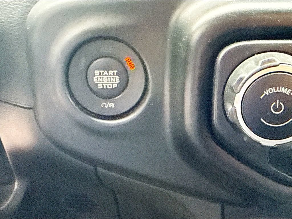 Used 2022 Jeep Wrangler Unlimited Sport AWD/4WD image 22