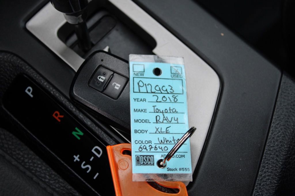 Used 2018 Toyota RAV4 XLE image 33