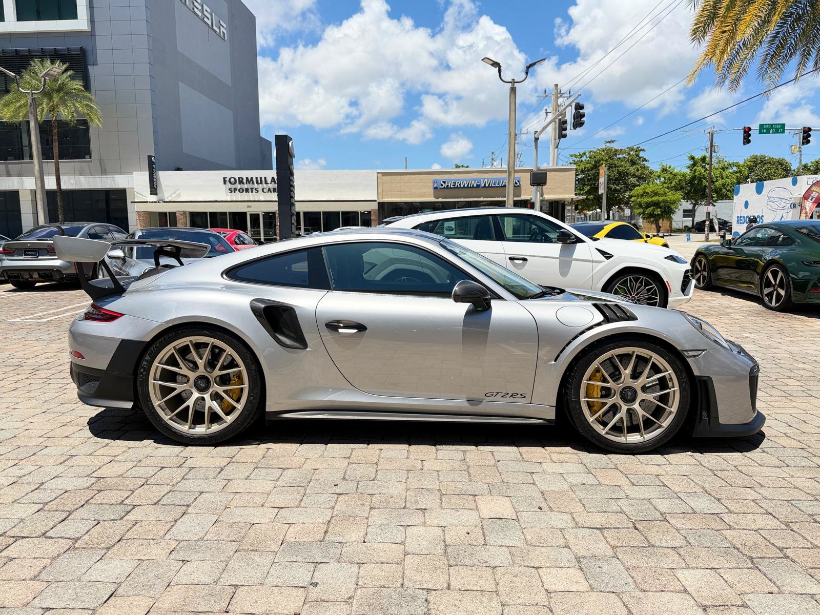 Used 2018 Porsche 911 GT2 RS RWD image 11