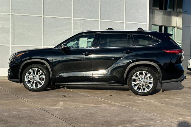 Certified 2022 Toyota Highlander Limited image 8