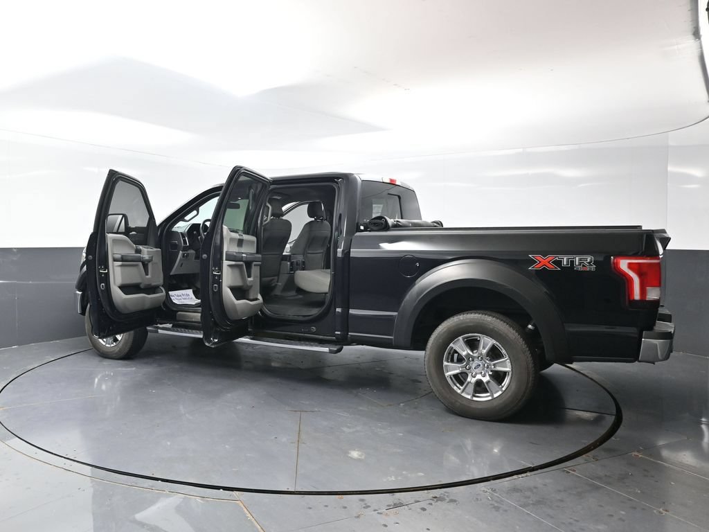Used 2016 Ford F150 XLT w/ Equipment Group 302A Luxury AWD/4WD image 57