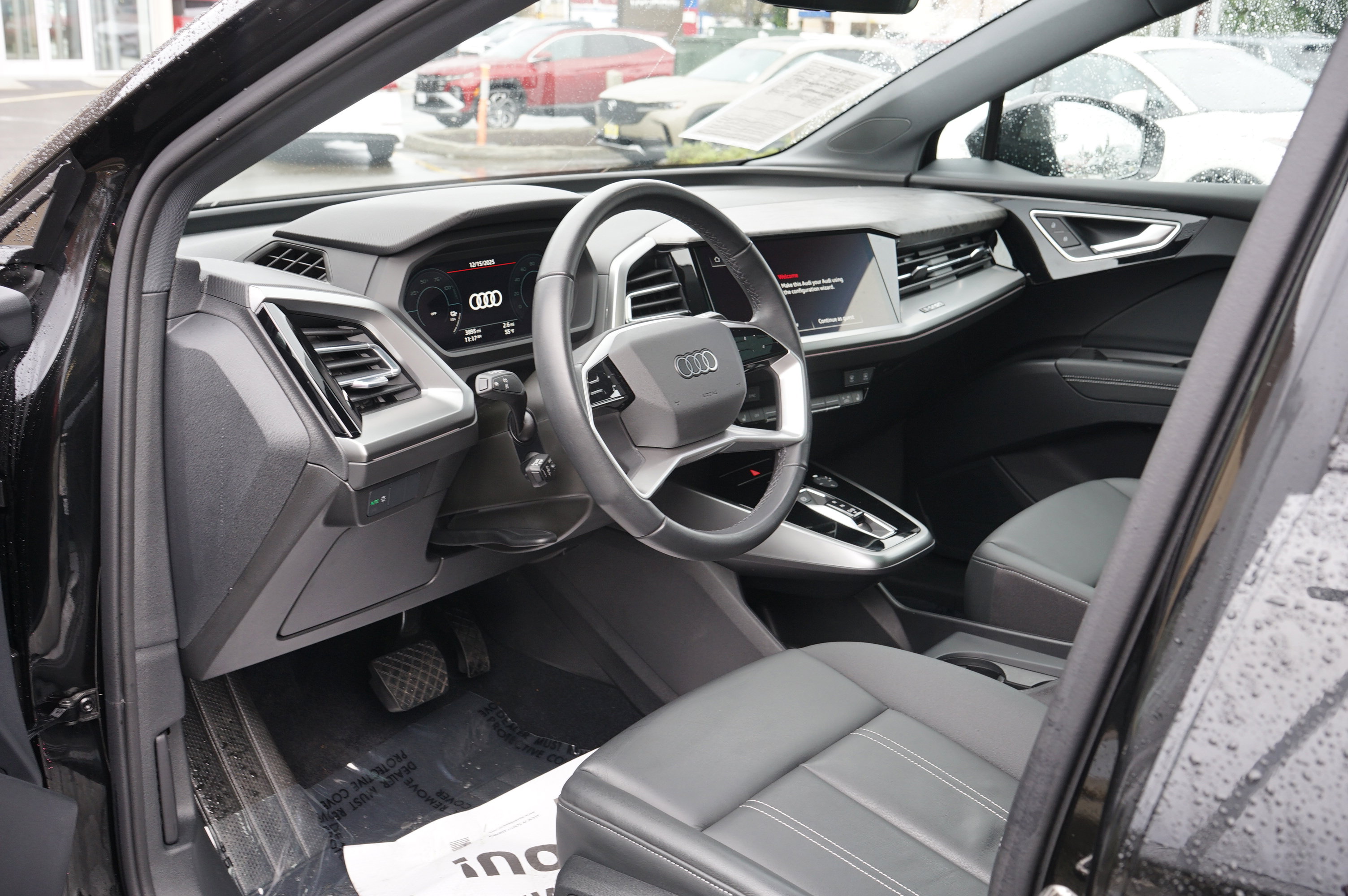 Used 2024 Audi Q4 e-tron Premium Plus w/ Premium Plus AWD/4WD image 18