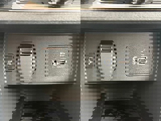 New 2025 Nissan Versa SV w/ Trunk Package image 27