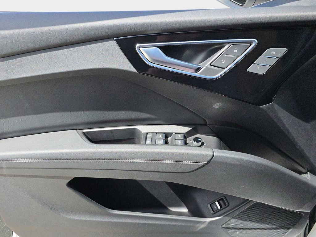 Certified 2023 Audi Q4 e-tron Premium Plus w/ Premium Plus image 18