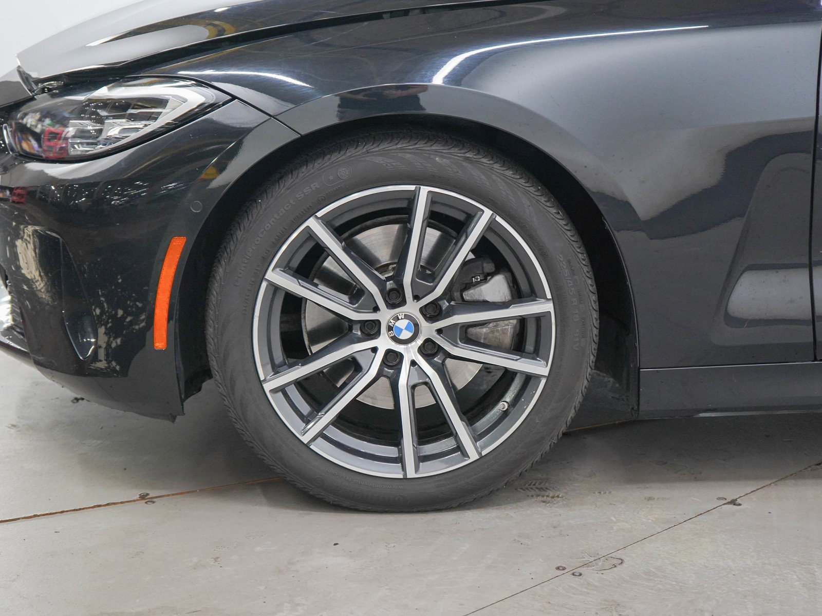 Used 2021 BMW 430i Coupe w/ Convenience Package RWD image 25