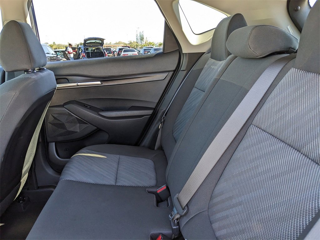 Certified 2025 Kia Seltos LX image 20
