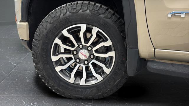 Used 2022 GMC Sierra 1500 AT4 w/ AT4 Premium Package image 29