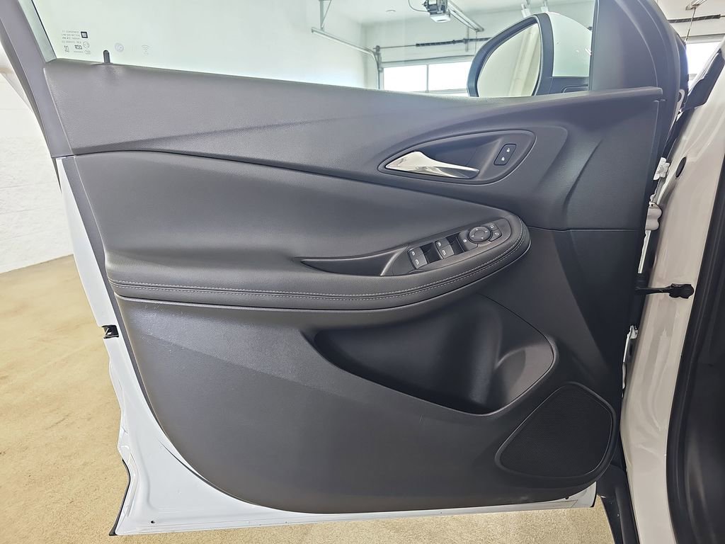 Certified 2023 Buick Encore GX Preferred w/ Cold Weather Comfort Package image 31