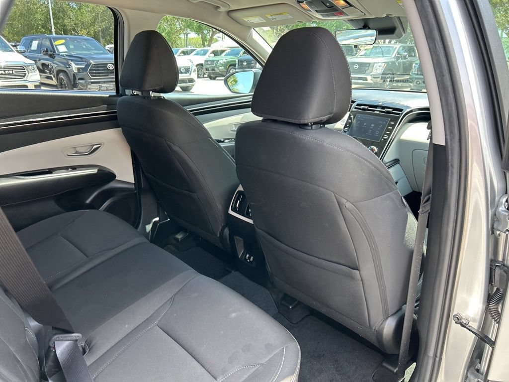 Used 2023 Hyundai Tucson SEL AWD/4WD image 46