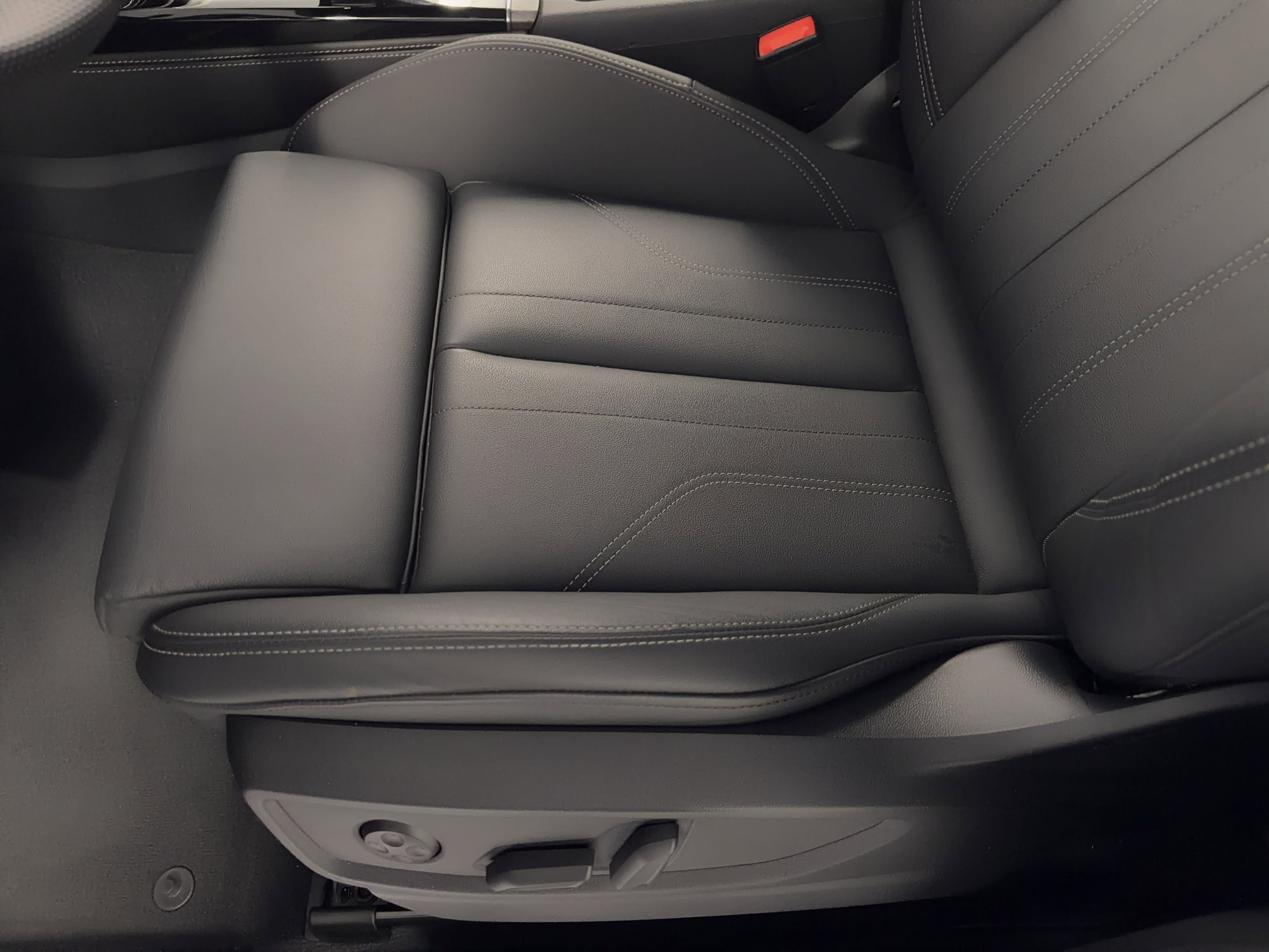 Certified 2025 Audi Q5 e Premium Plus w/ Premium Plus Package image 16