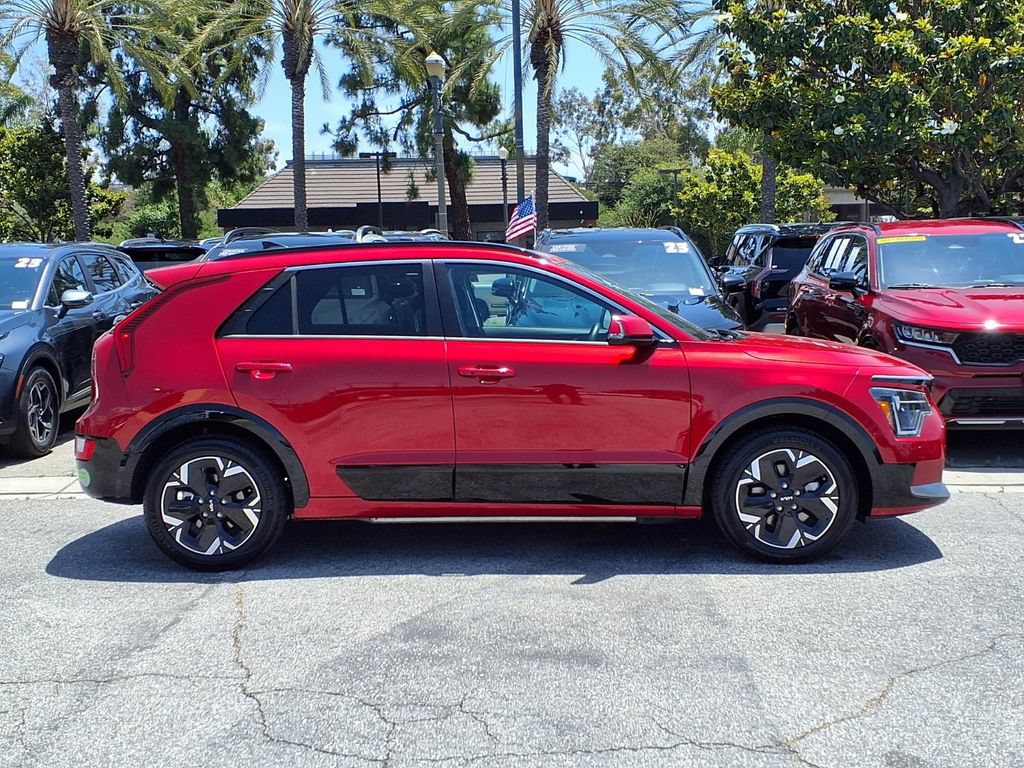 Used 2023 Kia Niro Wind FWD image 6