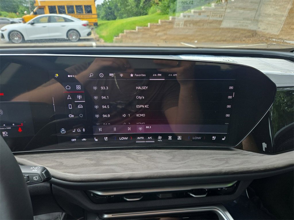 New 2025 Audi Q5 Premium Plus image 15