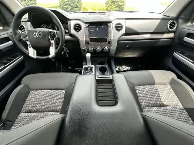 Used 2021 Toyota Tundra SR5 w/ SR5 Upgrade Package AWD/4WD image 17