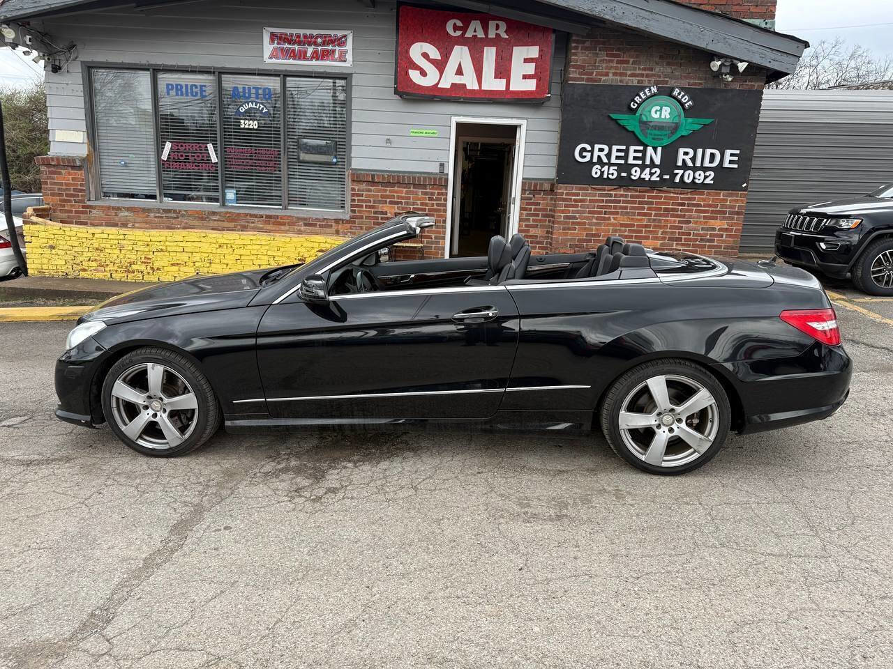 Used 2011 Mercedes-Benz E 550 Cabriolet w/ Premium 2 Pkg image 2