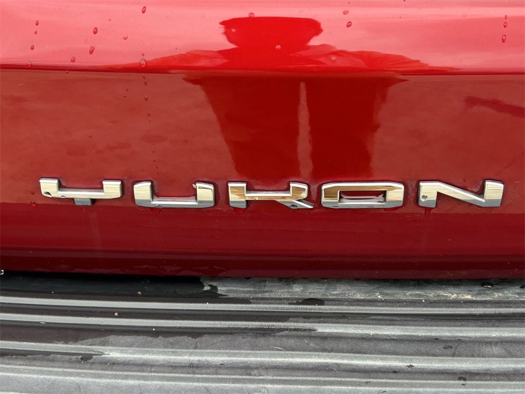 Used 2021 GMC Yukon Denali w/ Denali Ultimate Package image 10