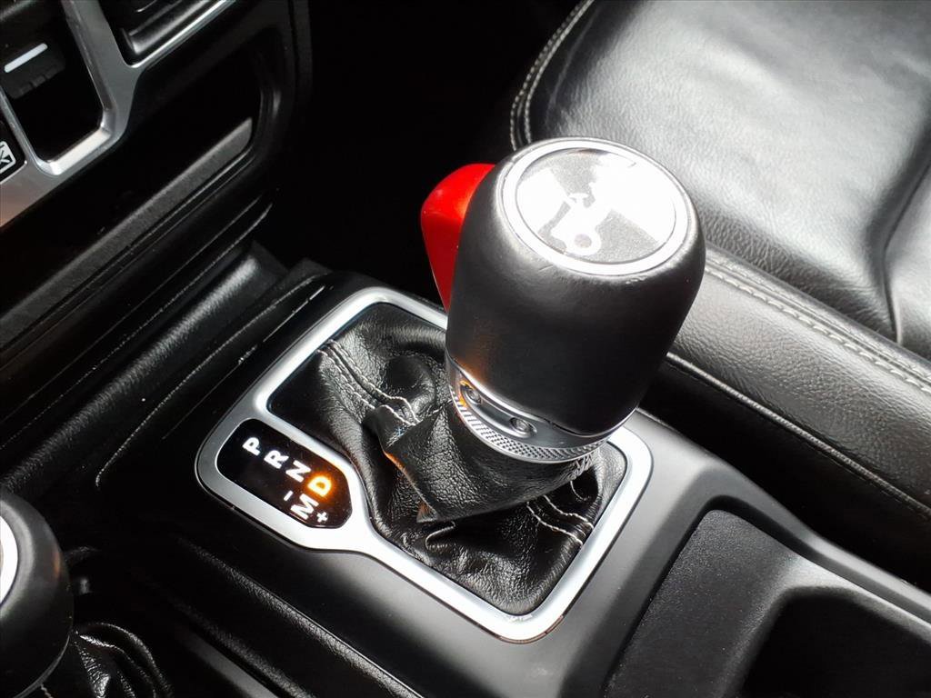 Used 2018 Jeep Wrangler Unlimited Sahara image 20