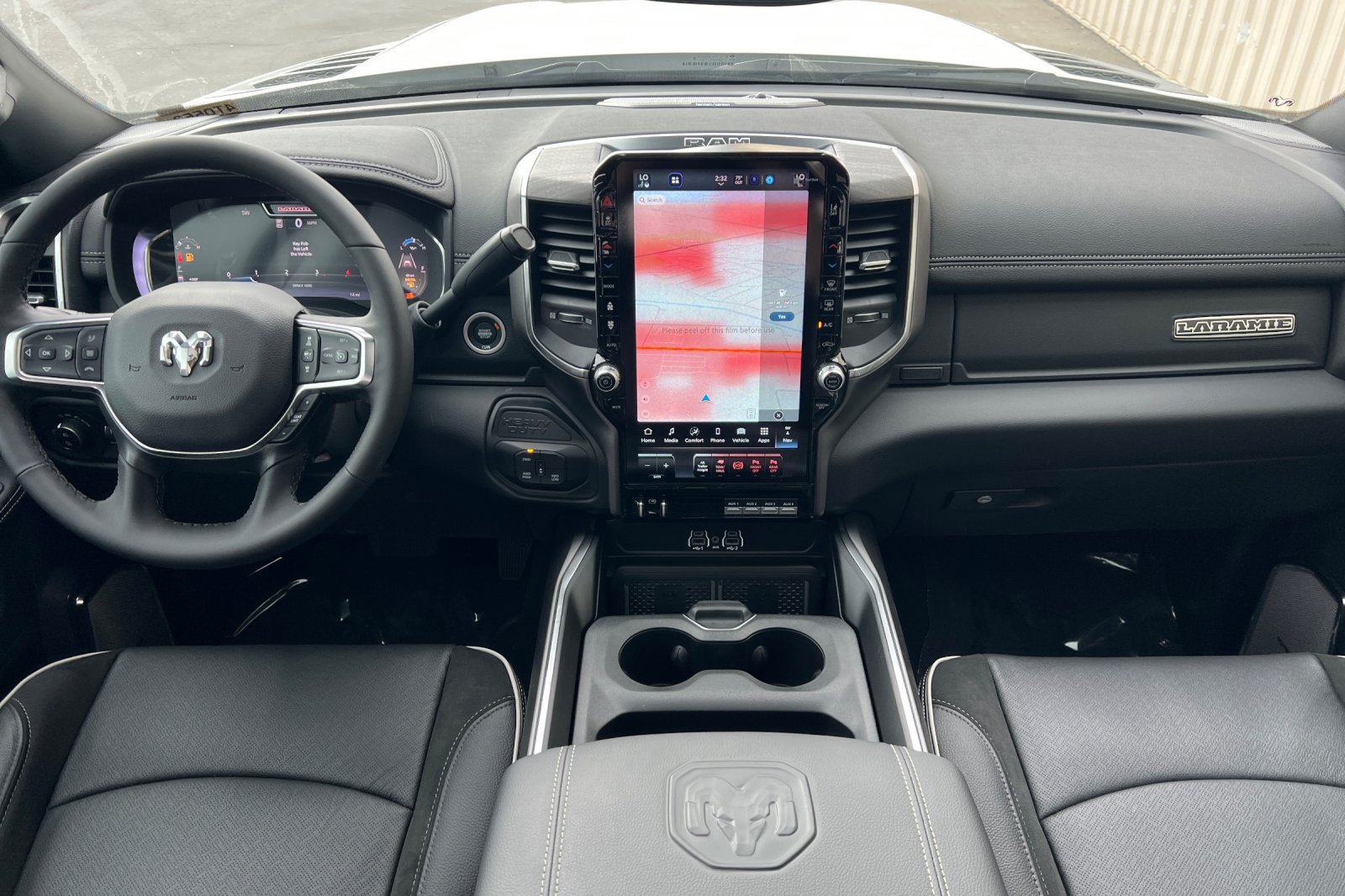 New 2026 RAM 3500 Laramie AWD/4WD image 4