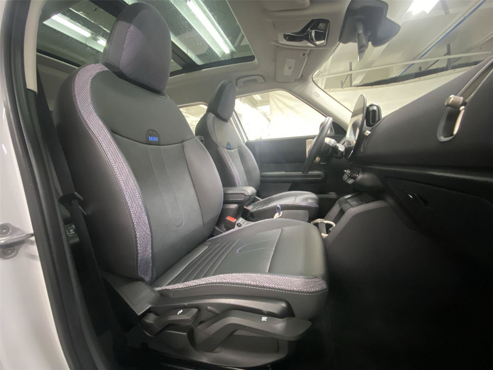 Used 2025 MINI Cooper Countryman S AWD/4WD image 29