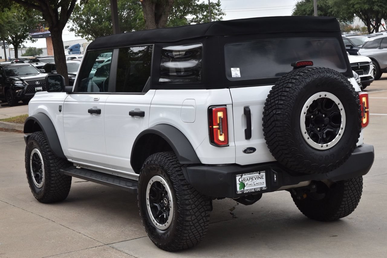 Certified 2023 Ford Bronco Big Bend w/ Sasquatch Package AWD/4WD image 10