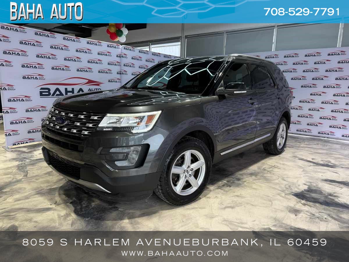 Used 2017 Ford Explorer XLT AWD/4WD image 1
