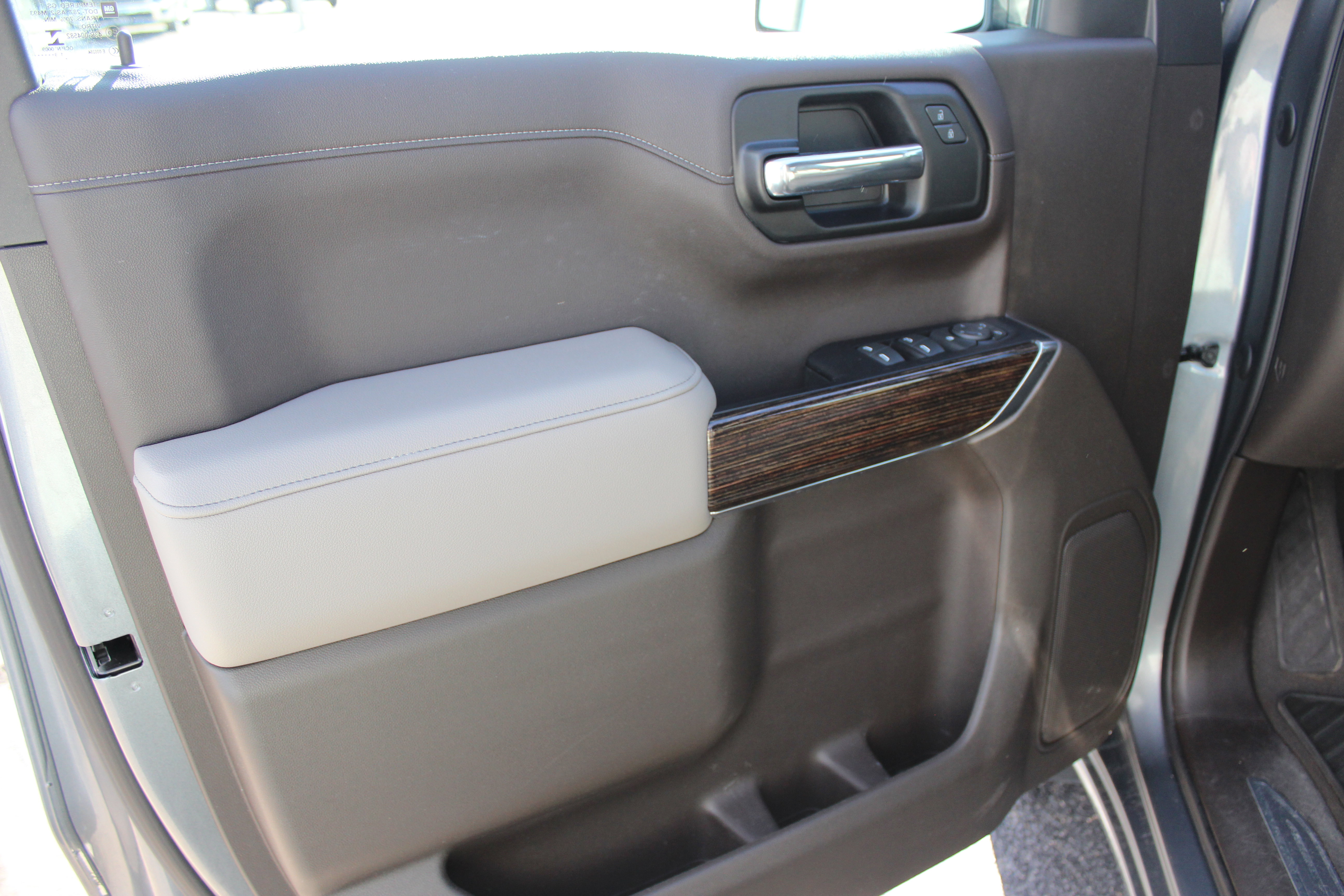 Used 2019 GMC Sierra 1500 SLE w/ SLE Value Package image 25