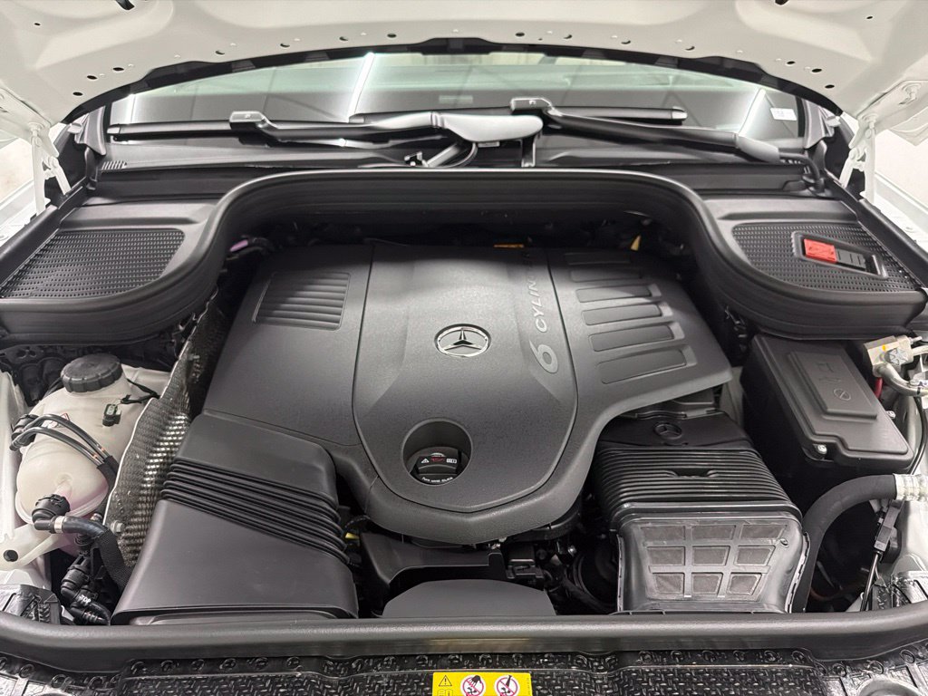 New 2027 Mercedes-Benz GLS 450 4MATIC image 35
