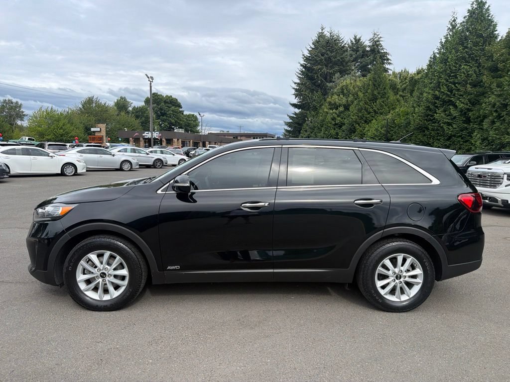 Used 2019 Kia Sorento AWD V6 image 3
