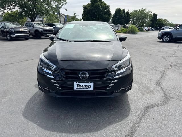 Used 2025 Nissan Versa SV FWD image 2
