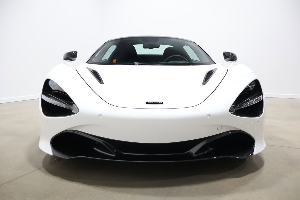 Used 2020 McLaren 720S Spider image 25